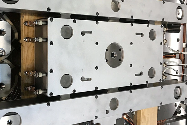 Hot Runner System Clean Room Injection Molding